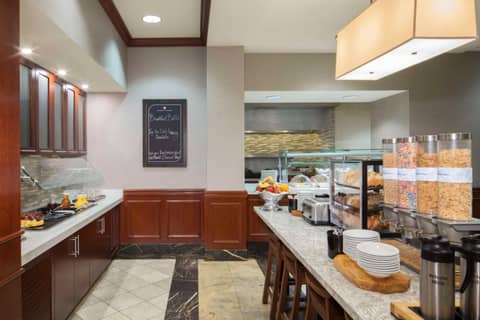 Hilton Garden Inn Virginia Beach Town Center — photo 7