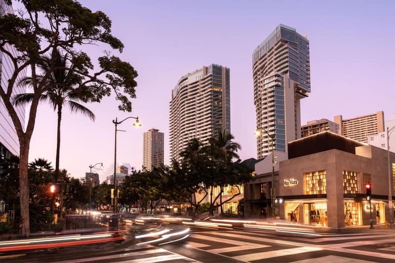 The Ritz-Carlton Residences, Waikiki Beach Hotel — building