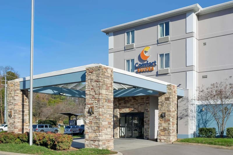 Comfort Suites Nashville Airport - BNA — building