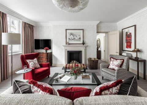 Brown's Hotel, a Rocco Forte Hotel — living room
