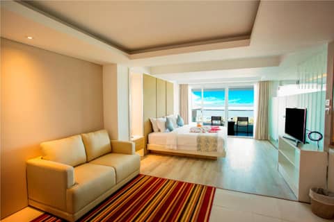 Benoa Sea Suites and Villas — hotel room