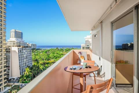 The Ambassador Hotel of Waikiki, Tapestry Collection by Hilton — photo 9