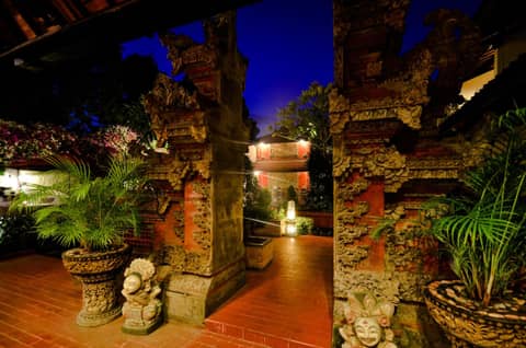 Ari Putri Hotel — other