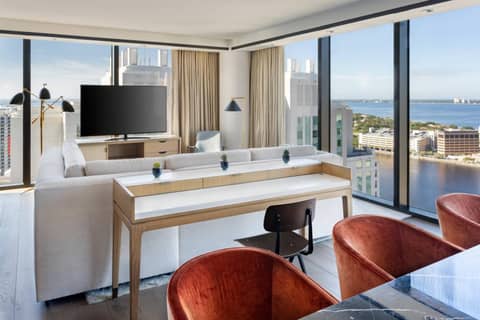 JW Marriott Tampa Water Street — photo 9