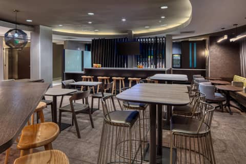SpringHill Suites by Marriott Salt Lake City Downtown — dining