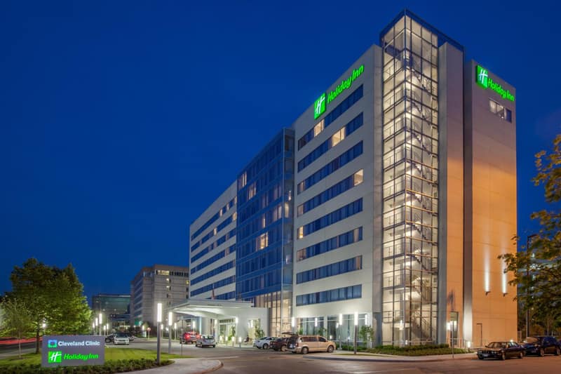 Holiday Inn Cleveland Clinic by IHG — building