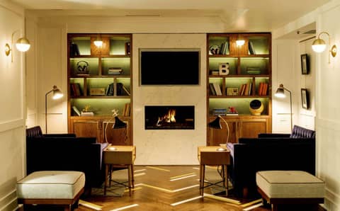 ACME Hotel Chicago, Outset Collection by Hilton — lounge