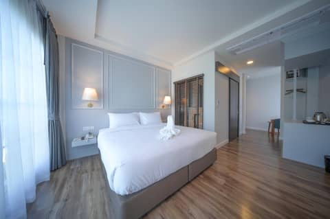 The Wing Boutique Hotel — hotel room