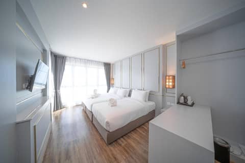 The Wing Boutique Hotel — hotel room