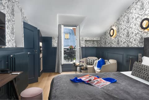 Hotel Cambon — hotel room