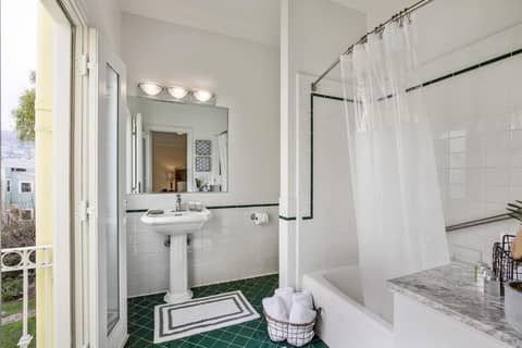 Parker Guest House — photo 8