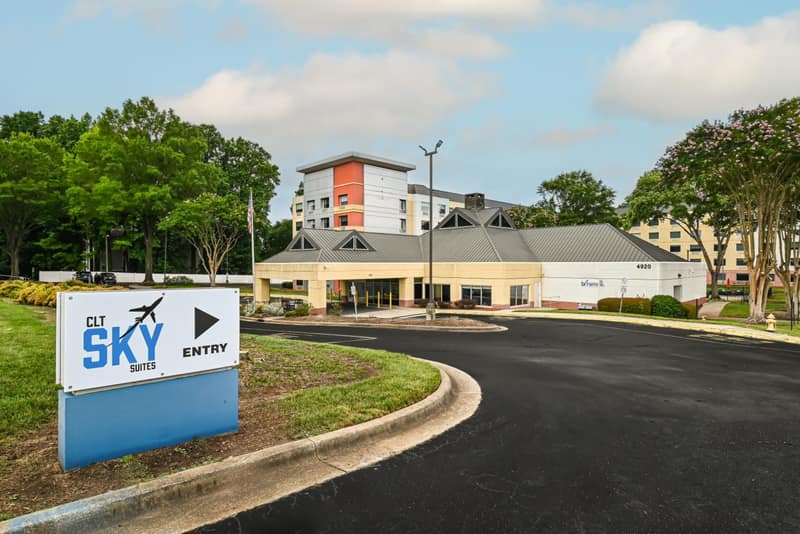 TownePlace Suites by Marriott Charlotte LoSo Airport — building