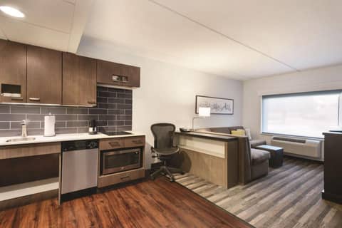 TownePlace Suites by Marriott Charlotte LoSo Airport — photo 7