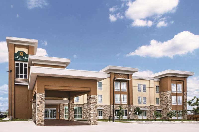 La Quinta by Wyndham San Antonio by Frost Bank Center — building