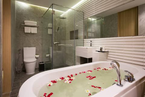 Asira Boutique HuaHin — bathroom