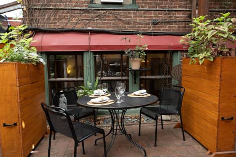 Tabard Inn — photo 2