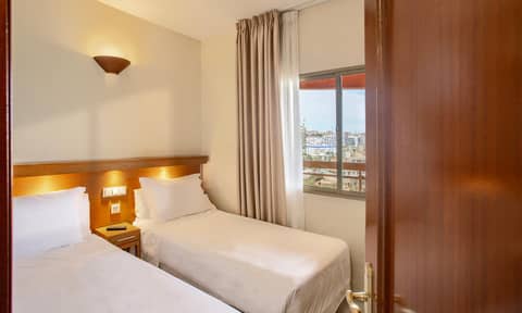 Sunset Beach Club Hotel Apartments — photo 7