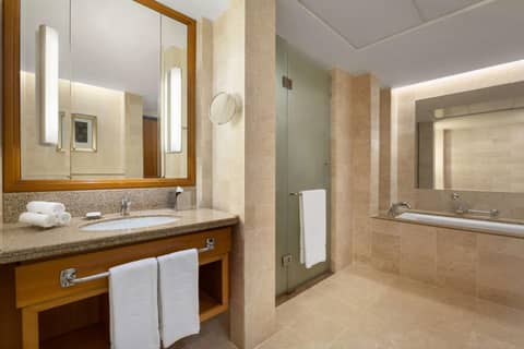 Hilton Muscat Al Bandar — photo 4