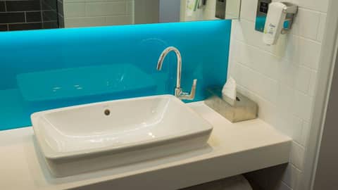 Holiday Inn Express - Manchester - TRAFFORDCITY by IHG — photo 2
