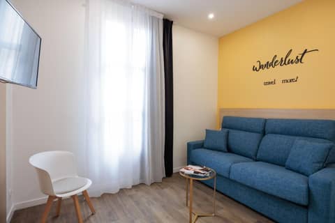 Hôtel Byakko Nice — hotel room