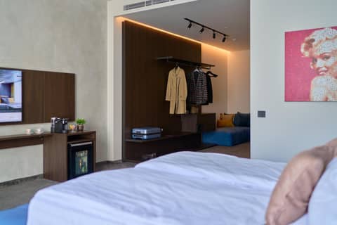 Adella Boutique Hotel - Free Secured Parking — photo 3