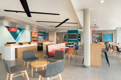 avid hotel - Ft Lauderdale Airport - Cruise by IHG — photo 6