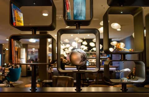 Motel One Frankfurt-Airport — lounge