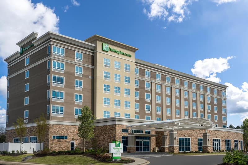 Holiday Inn & Suites Memphis Southeast-Germantown by IHG — building