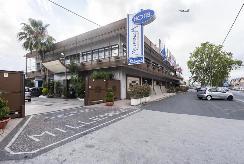 Millennium Gold Hotel, Naples