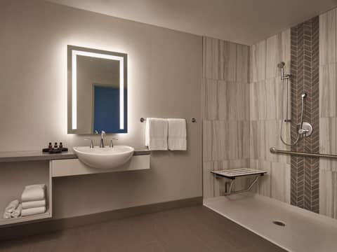 Great Canadian Casino Resort Toronto — photo 9