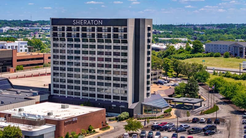 Sheraton Westport Plaza — building