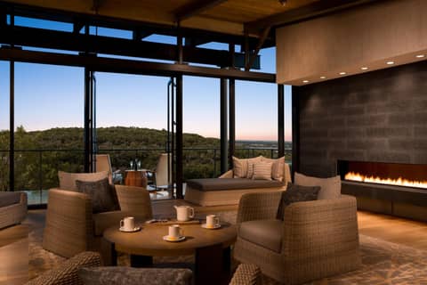 Signia by Hilton La Cantera Resort & Spa — lounge