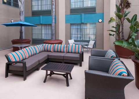 Hampton Inn San Diego Downtown — photo 8