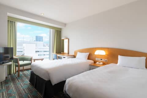 Shinagawa Prince Hotel — hotel room