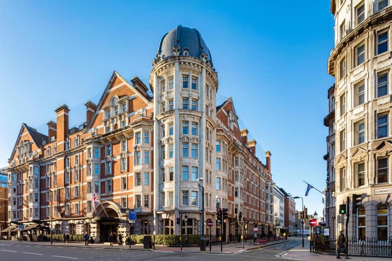 Radisson Blu Hotel, London Bloomsbury — building