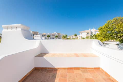Ancora Park - Sunplace Hotels & Resorts — roof