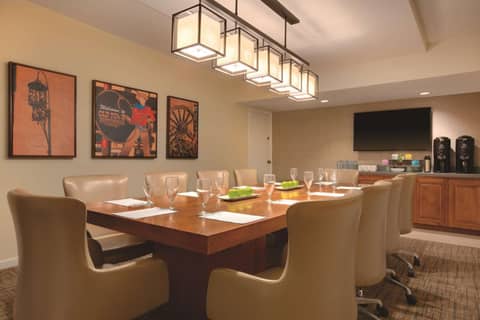 Embassy Suites by Hilton Scottsdale Resort — photo 8