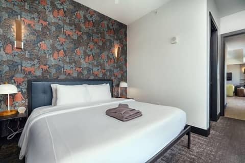 The Berkeley Hotel — hotel room