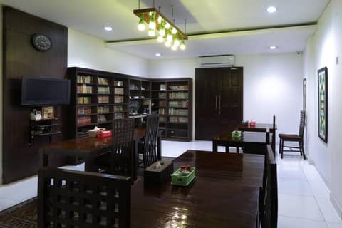 Jambuluwuk Heritage Menteng Suites — photo 5