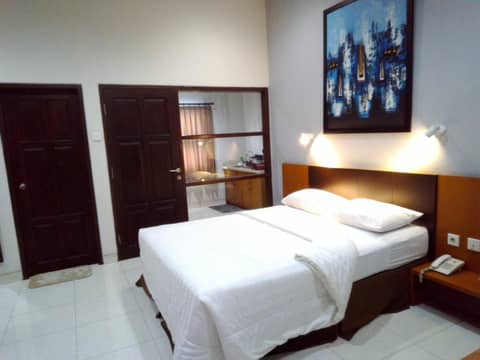 Jambuluwuk Heritage Menteng Suites — photo 9