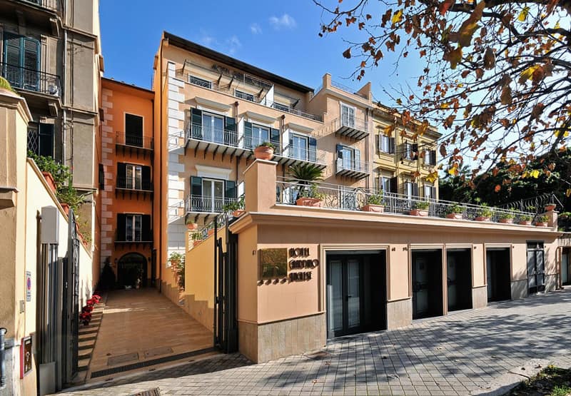 Hotel Giardino Inglese — building