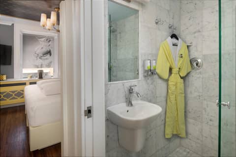 Staypineapple, A Delightful Hotel, South End — photo 9