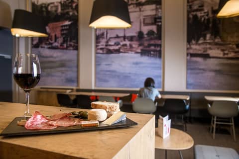 ibis Lyon Centre Perrache — photo 4