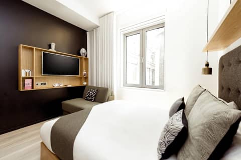 Wilde Aparthotels London Covent Garden — hotel room