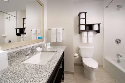 Hampton Inn Washington DC NoMa Union Station — photo 4