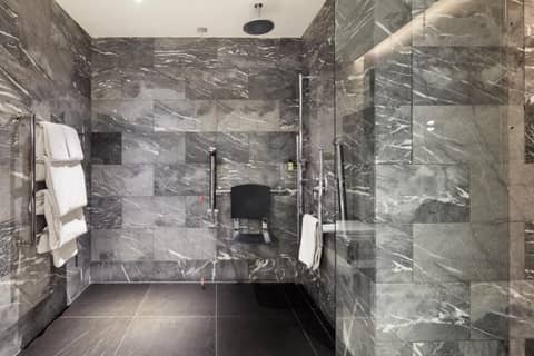 South Place Hotel — bathroom
