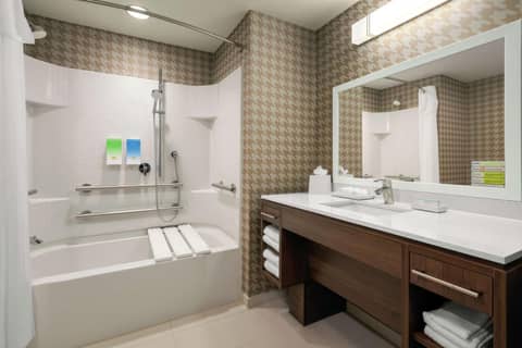Home2 Suites By Hilton Sarasota Bradenton Airport — photo 2