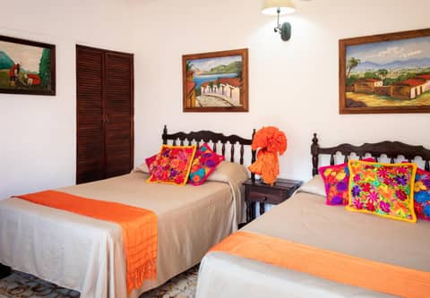 Hotel Posada De Roger - Near Los Muertos Beach — photo 3