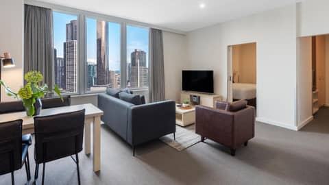 Oaks Melbourne on Market Hotel — hotel room