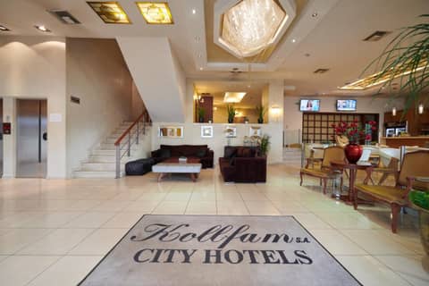 Crystal City Hotel — recepcion & lobby